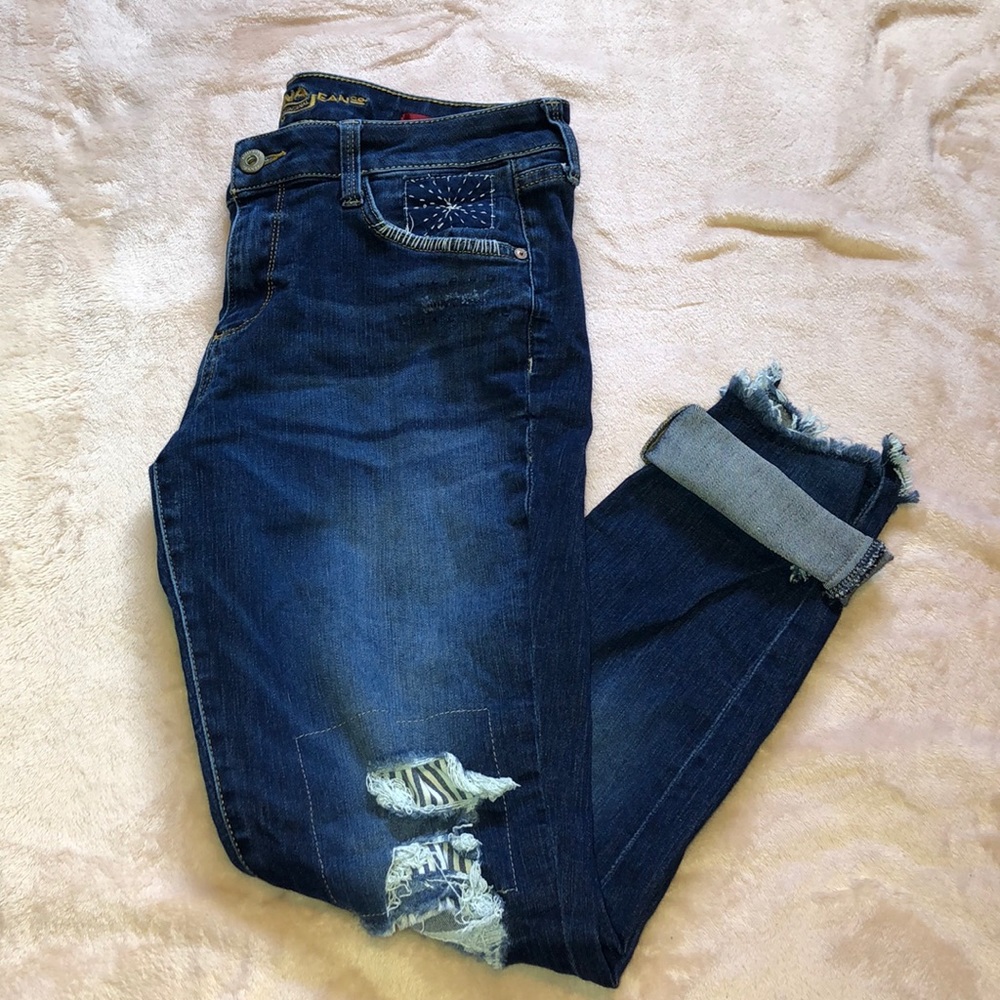 Arizona Brand Jeans With Embroidery & Patch